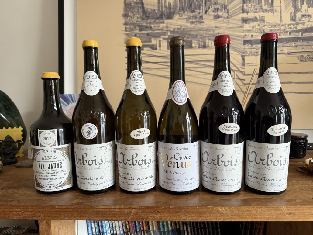 caveau de Bacchus Lucien Aviet caveau de Bacchus Lucien Avie